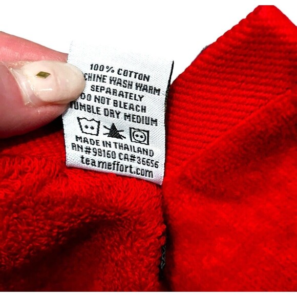 Red Nebraska Cornhuskers Tri-Fold Golf Towel With Hook Team Effort Face Club - Picture 5 of 6